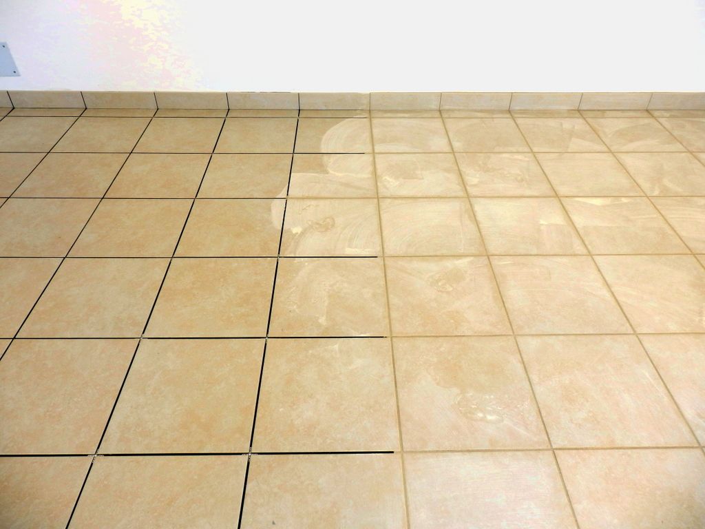 Cleaning a tiled floor