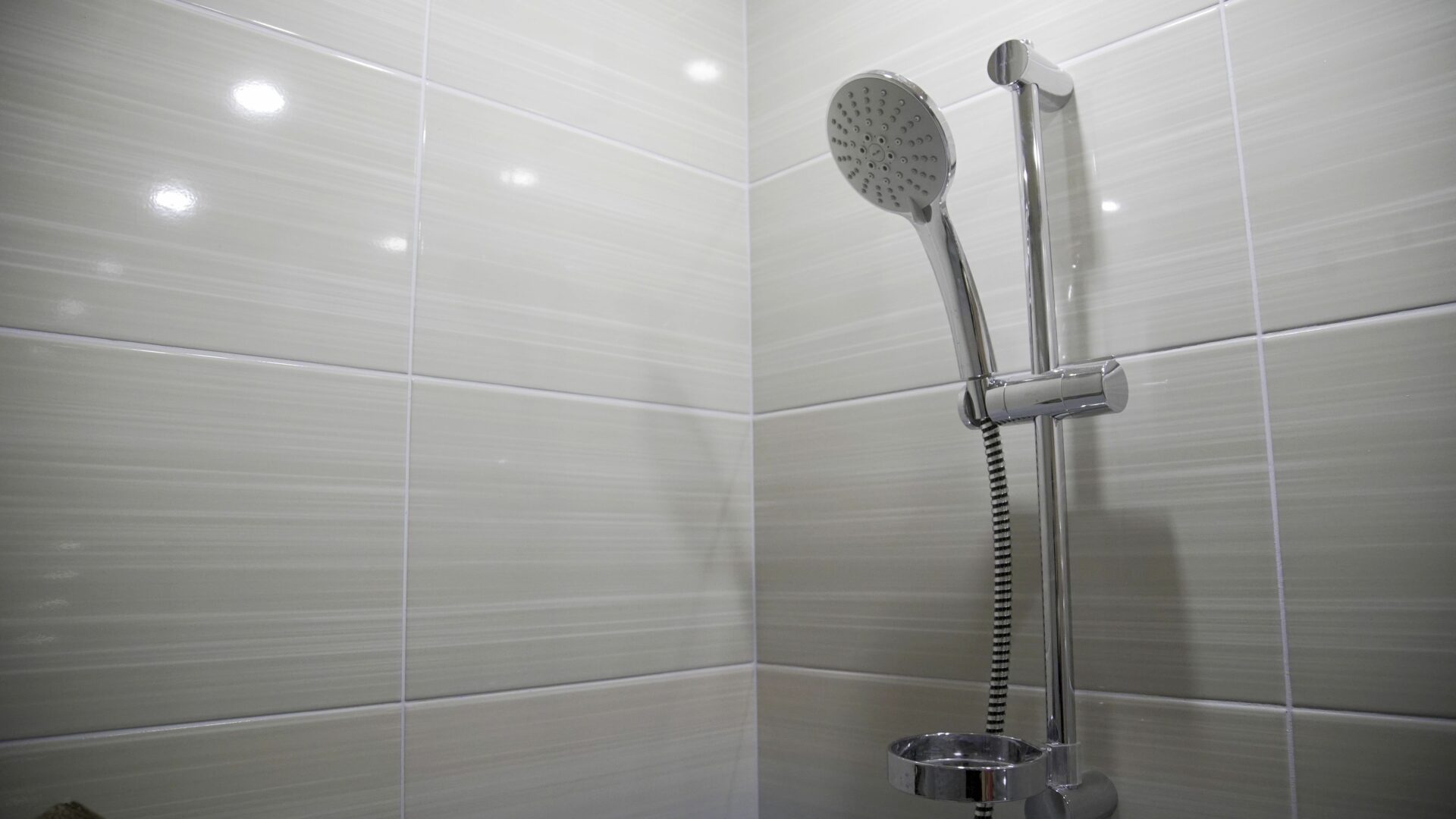 Best Shower Tile Cleaner - The Complete Guide